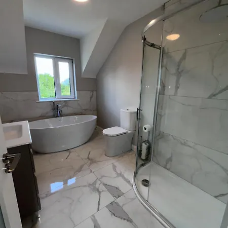 Modern * Dunboyne