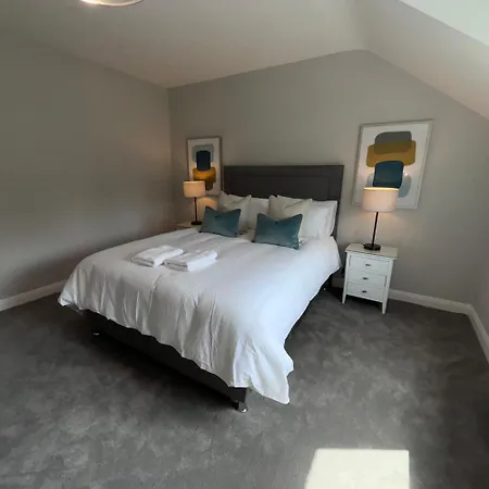 Modern * Dunboyne